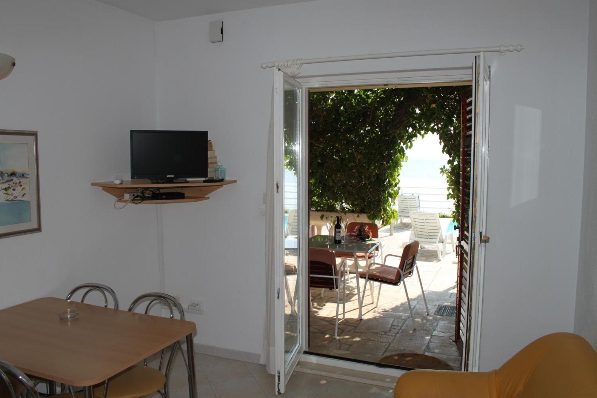 Apartments Villa Marija Seget Vranjica Phòng bức ảnh