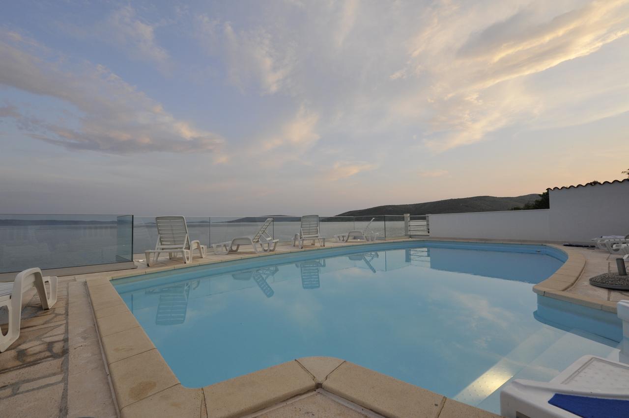 Apartments Villa Marija Seget Vranjica Ngoại thất bức ảnh